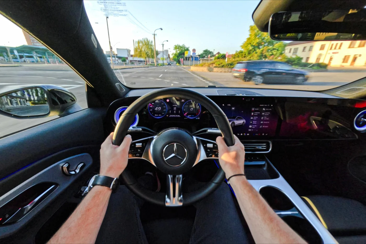 Povinný asistent rýchlosti v nových autách prepadol: Mýli sa až v 25 percentách prípadov